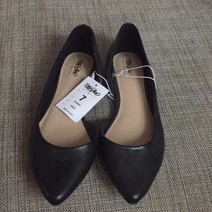 D’Orsay Black flats